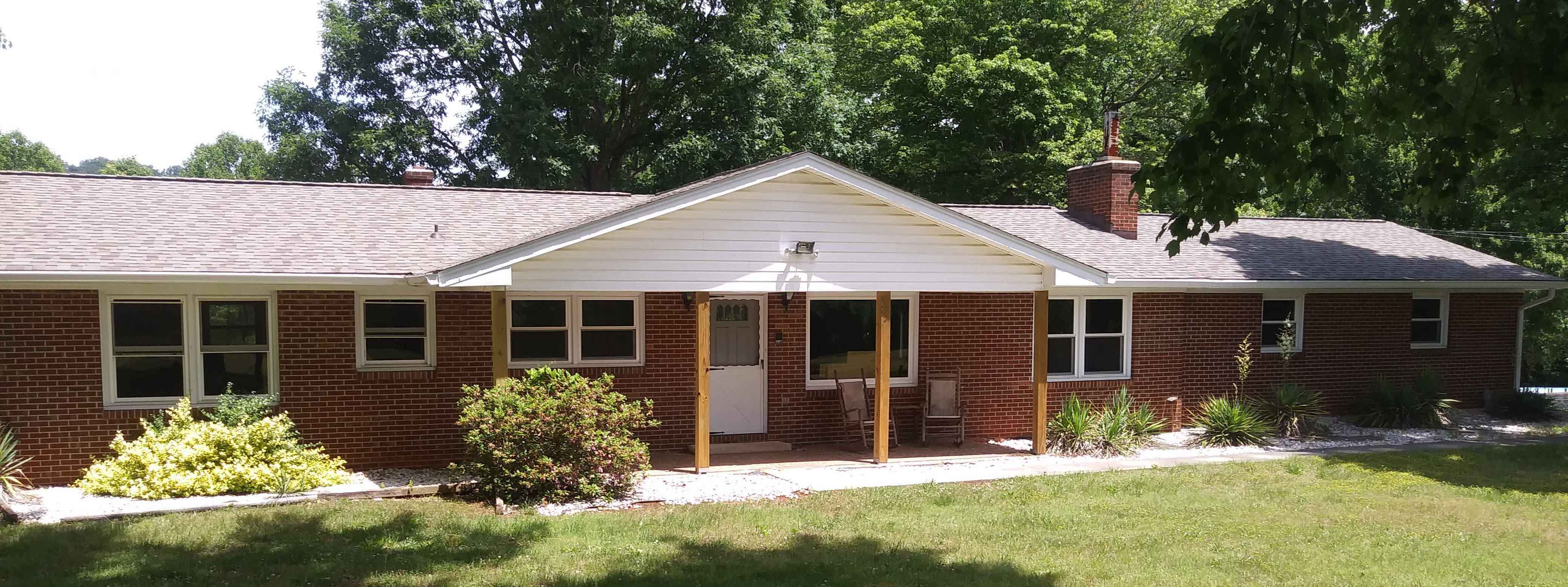 Rancher home with new copper colored roof